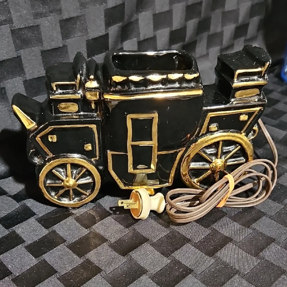 MCM Ceramic Black/Gold Stagecoach Lamp/Planter/Vase, Working & Functional